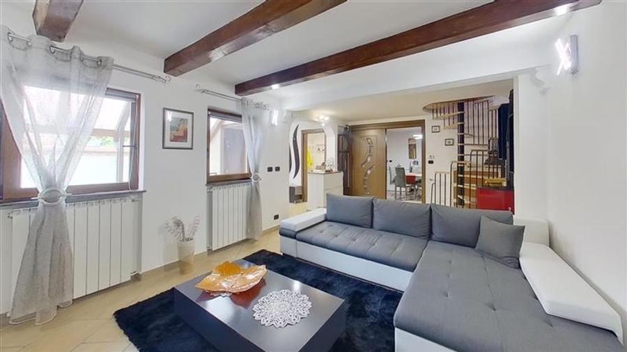 TUR 3D! Refugiu rafinat in Schei, Casa cu 3 camere amenajata cu stil, Brasov - 12