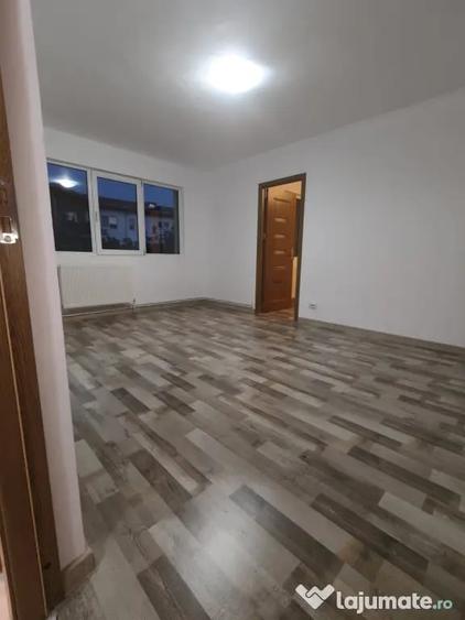 Apartament cu 2 camere semidecomandat în Nord