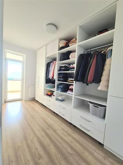 Apartament cu 2 camere semidecomandat, mobilat în Industrial Est