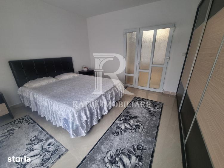 Casă cu 4 camere cu Teren 1060 Mp în Central