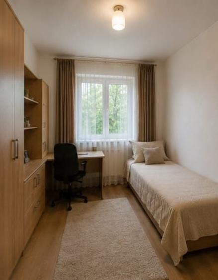 Inchiriez apartament cu 3 camere - 5