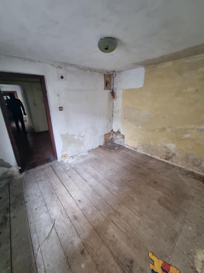 Casă cu 2 camere în Central