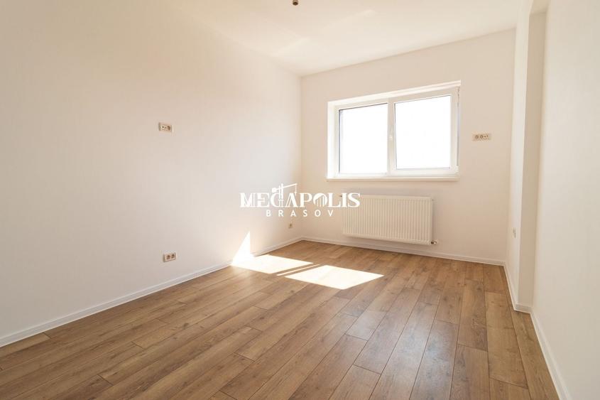 Apartament cu 3 camere decomandat în Rulmentul