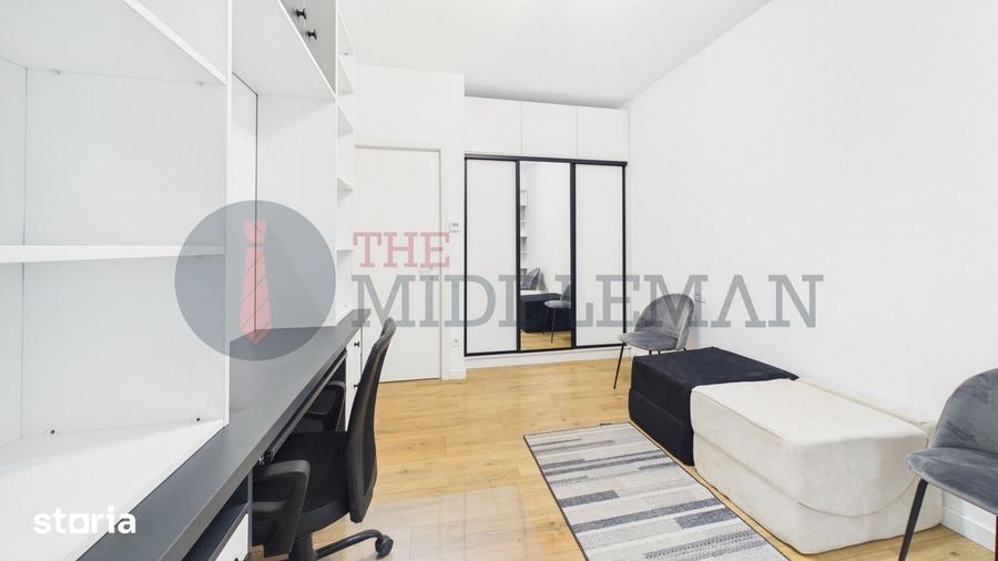 Apartament cu 3 camere decomandat în Sisești