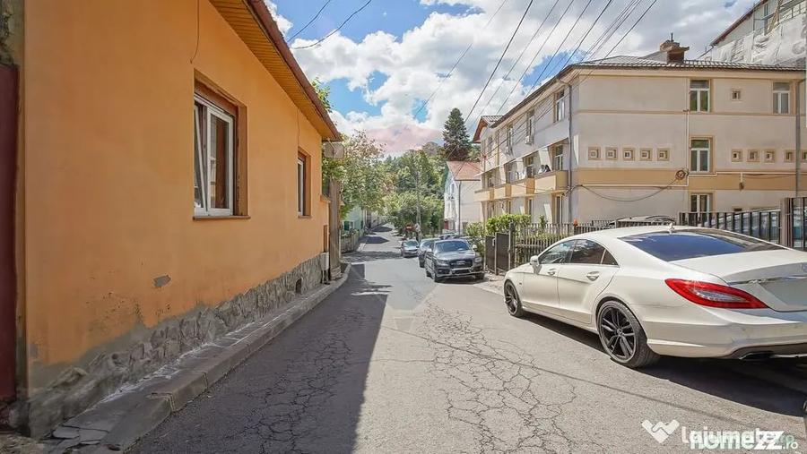 Casă cu 2 camere cu Teren 151 Mp în Central