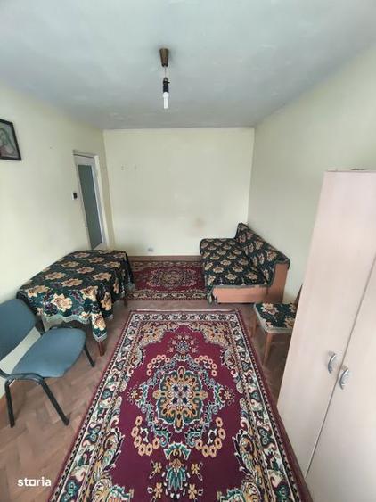Garsonieră decomandată în Central