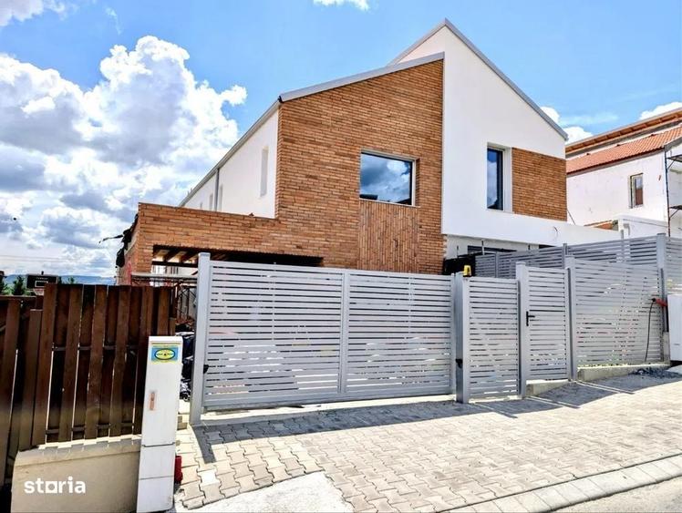 Casă cu 4 camere în Central