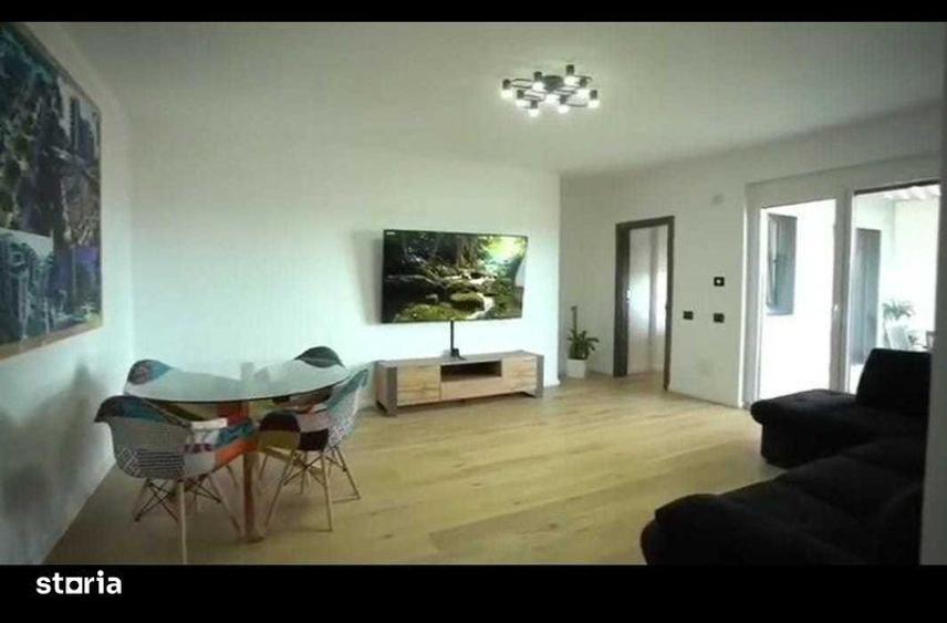 Apartament cu 3 camere în Lotus