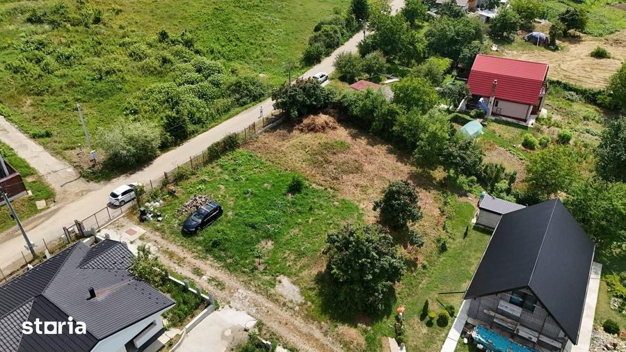 Teren de 500 mp, în Bârnova