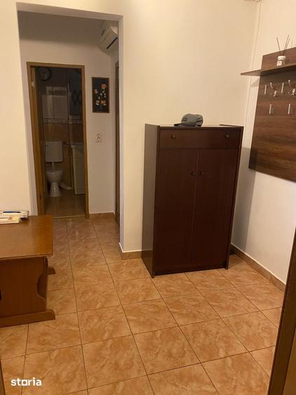 Apartament cu 2 camere decomandat în Micro 6