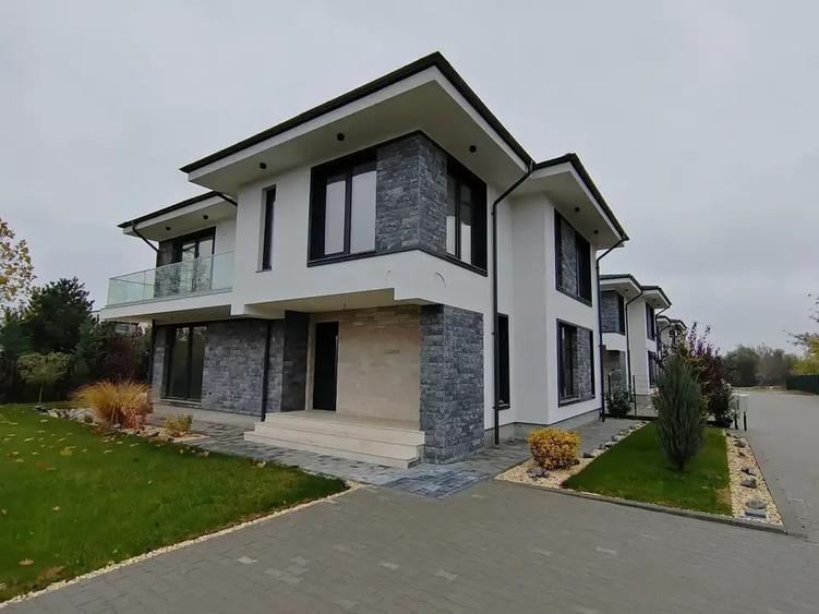 Casa Individuala 5 Camere Corbeanca Laguna Albastra - 1