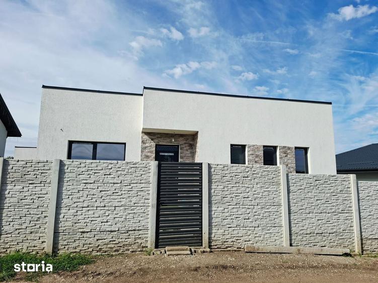 Casa Parter 3 camere /Com.Berceni/Comision 0% - 1