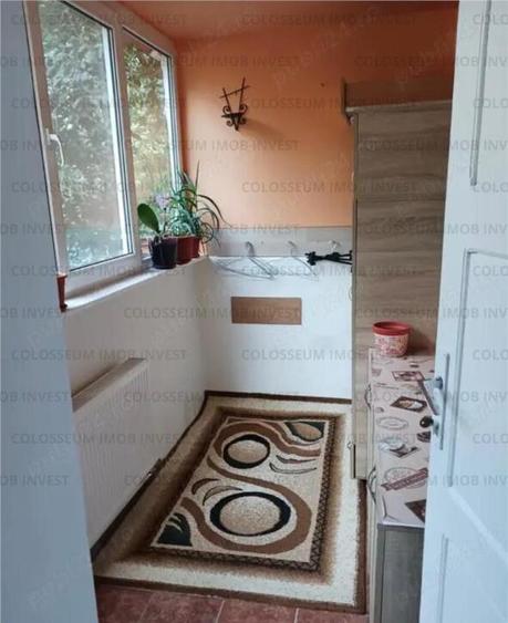 Apartament 2 camere, decomandat - zona Triaj - 2
