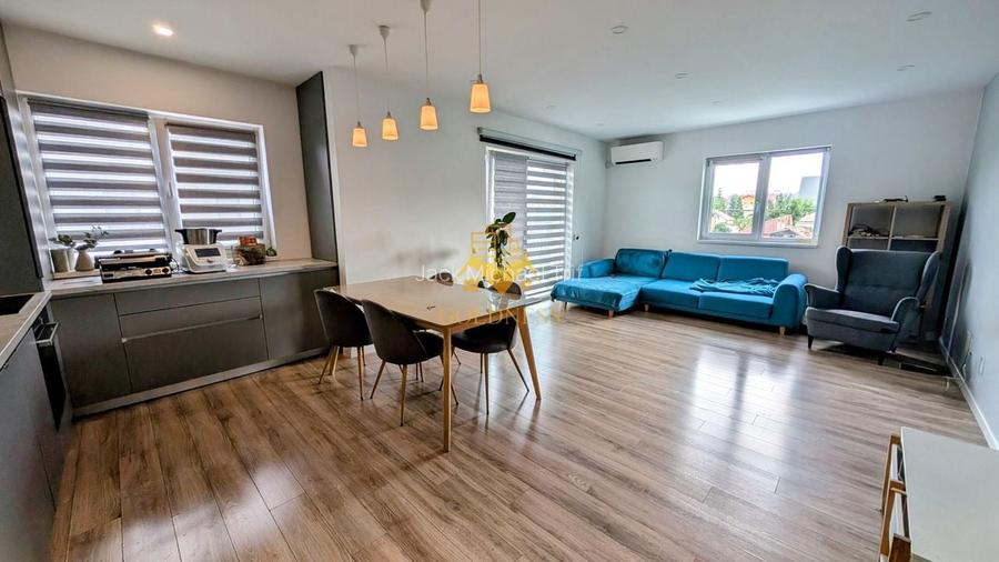 Apartament cu 3 camere semidecomandat în Mărăști Apartament cu 3 camere semidecomandat în Mărăști