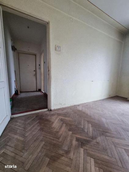 Apartament 2 camere, zona Centru, etaj 2 ! - 4