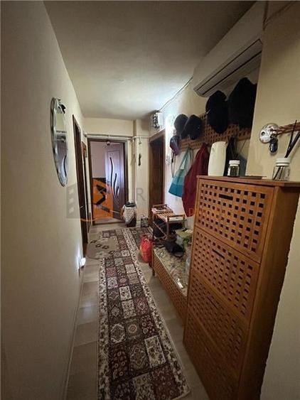 Apartament 3 camere cf1 decomandat zona Centru - 4