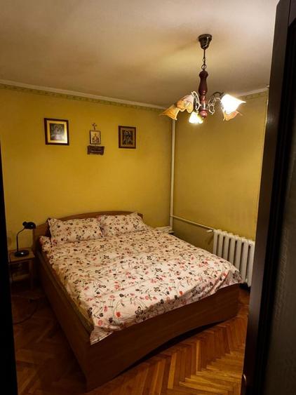 Apartament cu 4 camere de vanzare / de inchiriat(de la proprietar) - 4