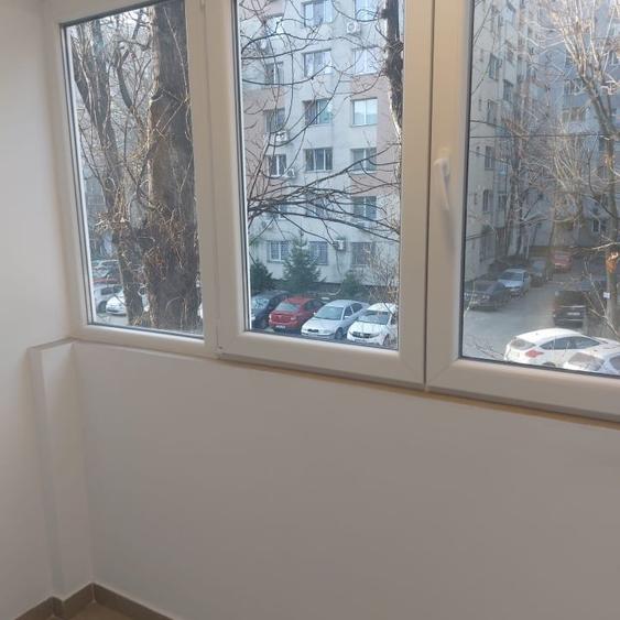 2 camere + Birou/Dressing, Renovat Complet baie si bucătărie utilate Crangasi , - 9