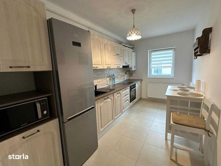 Apartament 3 camere - 2 bai - Selimbar - loc parcare - 8