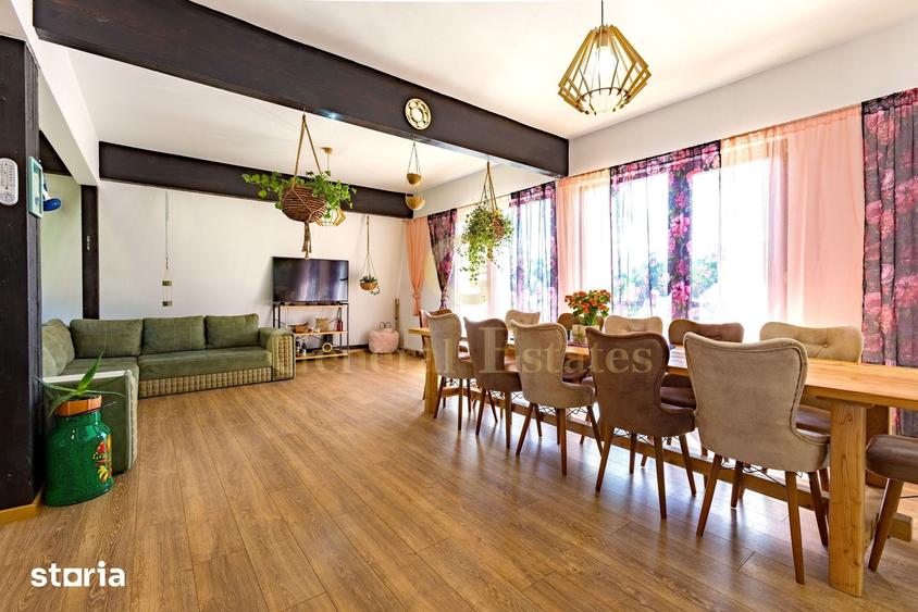 Casă cu 4 camere cu Teren 4160 Mp în Moieciu