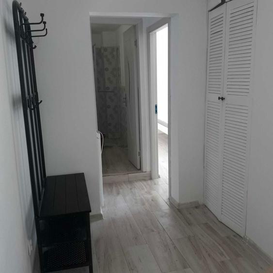 Proprietar, vand apartament 2 camere, zona 13 Septembrie - 7