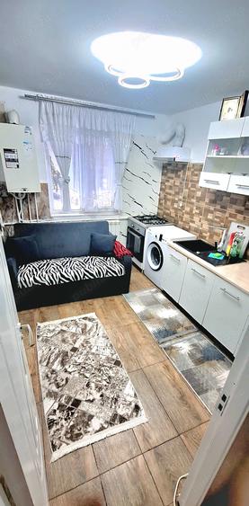 Vand garsoniera cong 1, etj2 din 4 complect mobilat se vinde cu tot ce e in imagine - 5