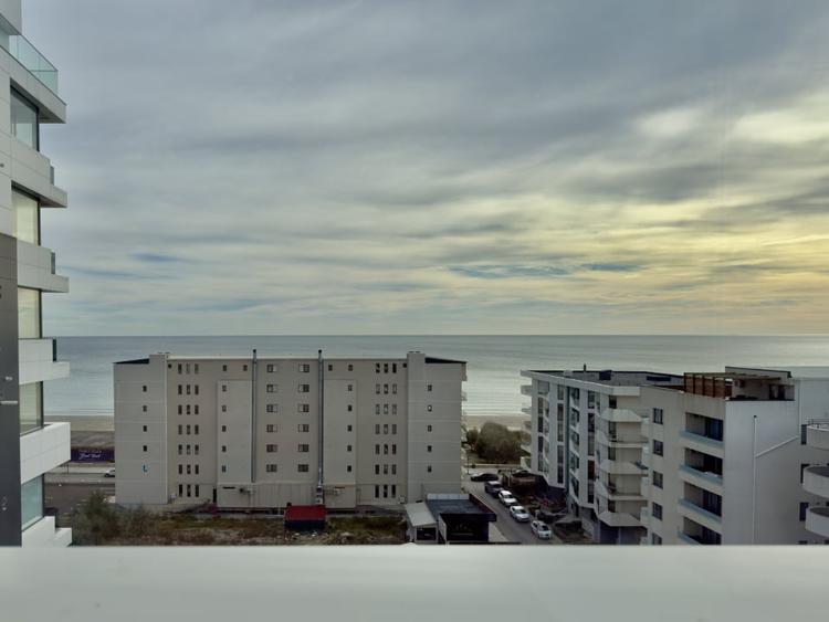 Studio Stefan Building Resort II - vedere laterala la Mare - mobilat 45,9mp - 8