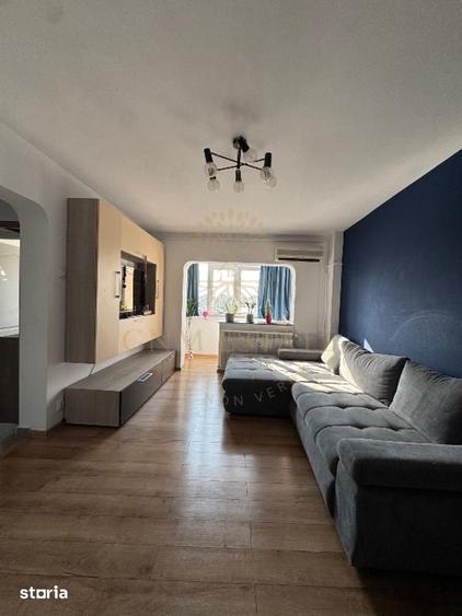 Apartament cu 2 camere semidecomandat, mobilat în Moșilor