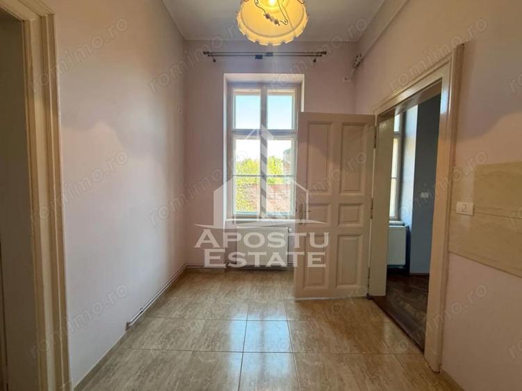 Apartament 5 camere de vanzare, renovat, zona Sinaia Timisoara - 10