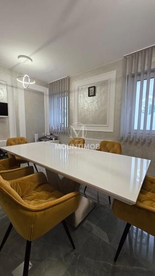 Birou Utilat si Mobilat, loc de parcare, Tractorul/Brasov - 1