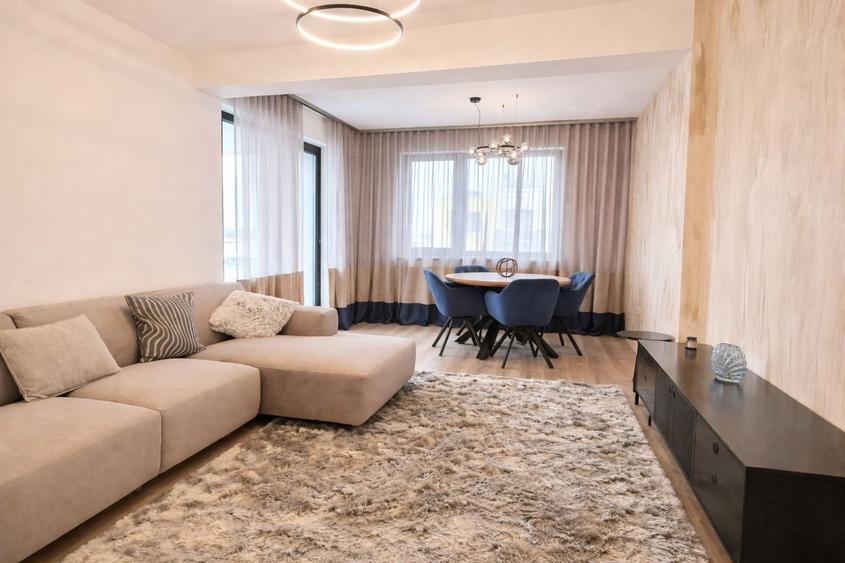 3 camere premium Coresi – Tractorul - 1