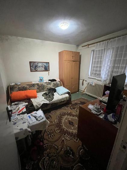 Apartament 3 camere decomandat etaj 4/4, zona vest, bloc fara risc seismic - 2