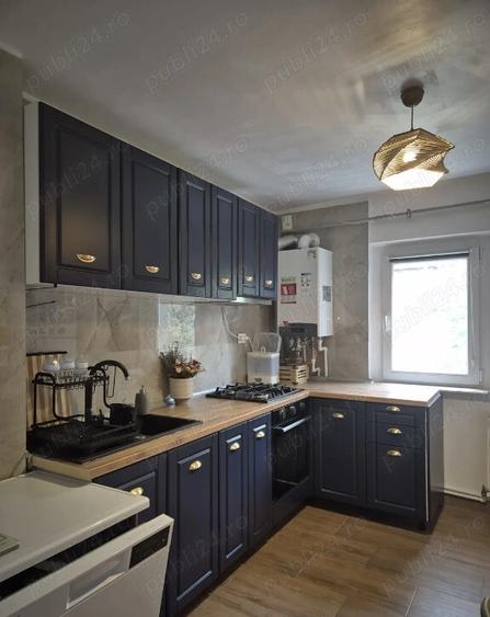 PROPRIETAR Vand apartament renovat 74mp complexul studentesc - 4