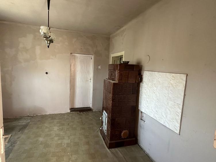 Casa batraneasca si teren intravilan - 3