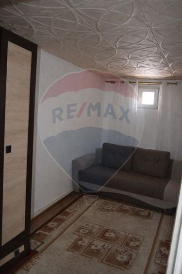 Casă de vânzare cu acces din două străzi in Alba Iulia, comision 0% - 6