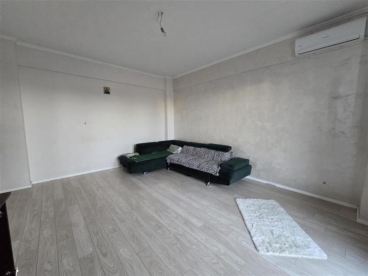 3 CAMERE + CURTE SI LOC PARCARE SECTOR 1 CHITILEI MALL COLOSSEUM - 8