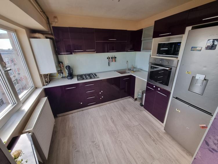 Apartament 3 camere decomandat zona Tomis Nord (Brotacei) - 3