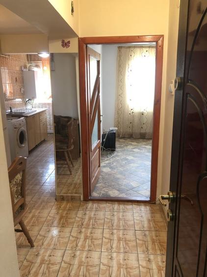 Garsoniera decomandata 30m2 - 8