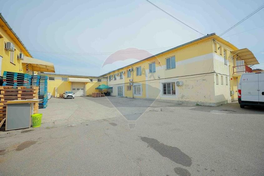 De vânzare Spațiu industrial de 10 129 mp Șoseaua Borșului - 31