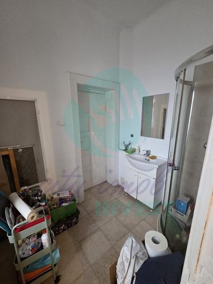 Spatiu, lumina si eleganta intr-un apartment interbelic - 14