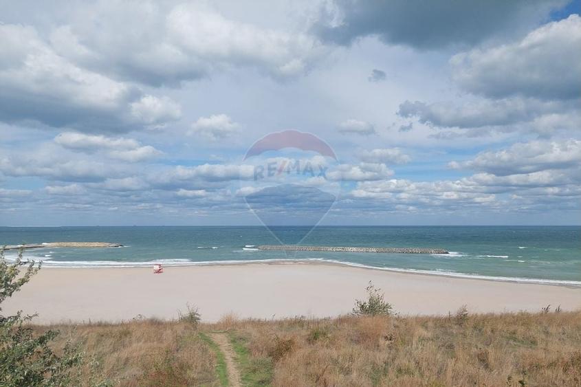 Casă / Vilă cu 10 camere de vânzare în zona Central - 26