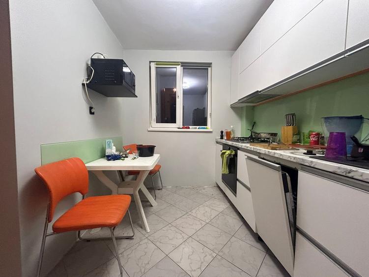 Baba Novac 2 Camere 55 Mp Instalatii Schimbate 10Min Metrou Bloc 1976 Reabilitat - 2