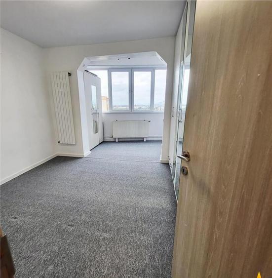 Apartament 3 camere,decomandat,renovat, suprafata generoasa, - 7