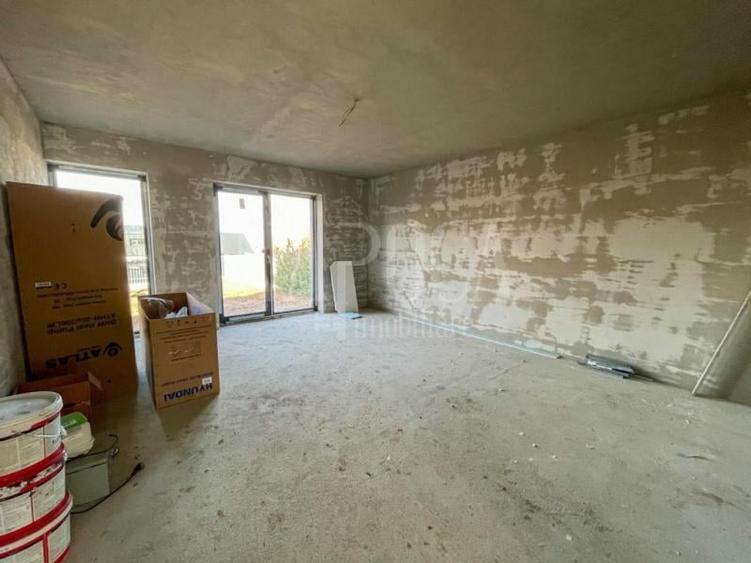 Casa 4 camere de vanzare in Salicea - 14