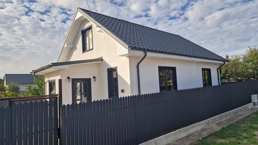 Casă cu 3 camere în Valu lui Traian