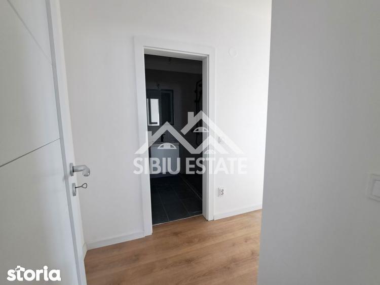 Apartament cu 4 camere în Șelimbăr