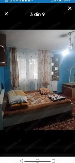 Inchiriez garsoniera mare la parter . - 1