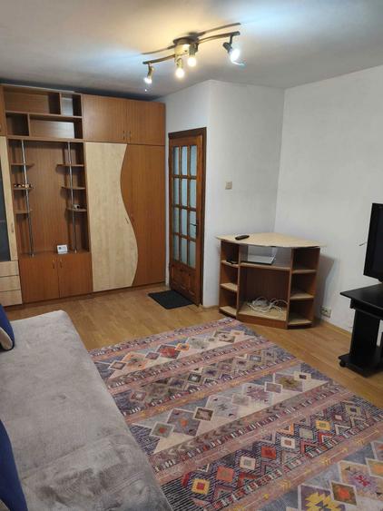 Apartament de inchiriat. - 3