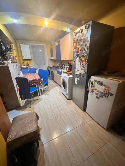 Apartament mobilat 3 camere zona Decebal - 2