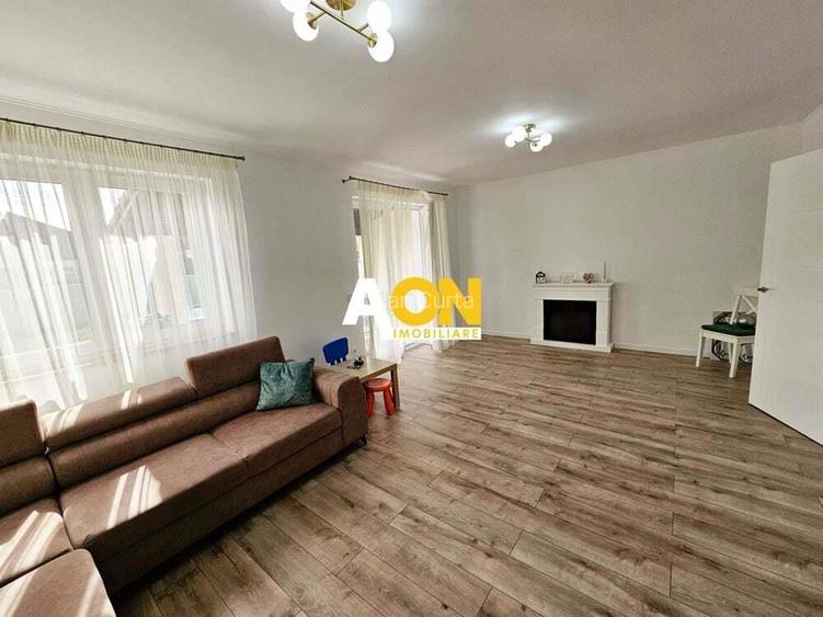 1/2 Duplex, 4 camere, 280 mp teren, Cetate 1/2 Duplex, 4 camere, 280 mp teren, Cetate